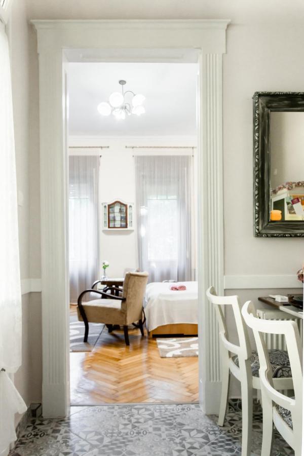 Appartamento Ékszerdoboz Apartman Eger Esterno foto